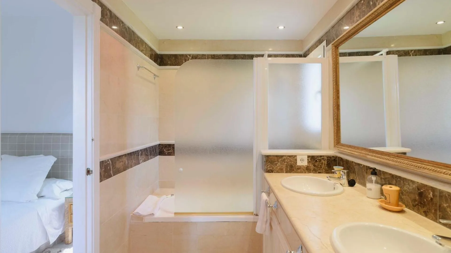 Villa Duque Los Monteros Marbella 0*,