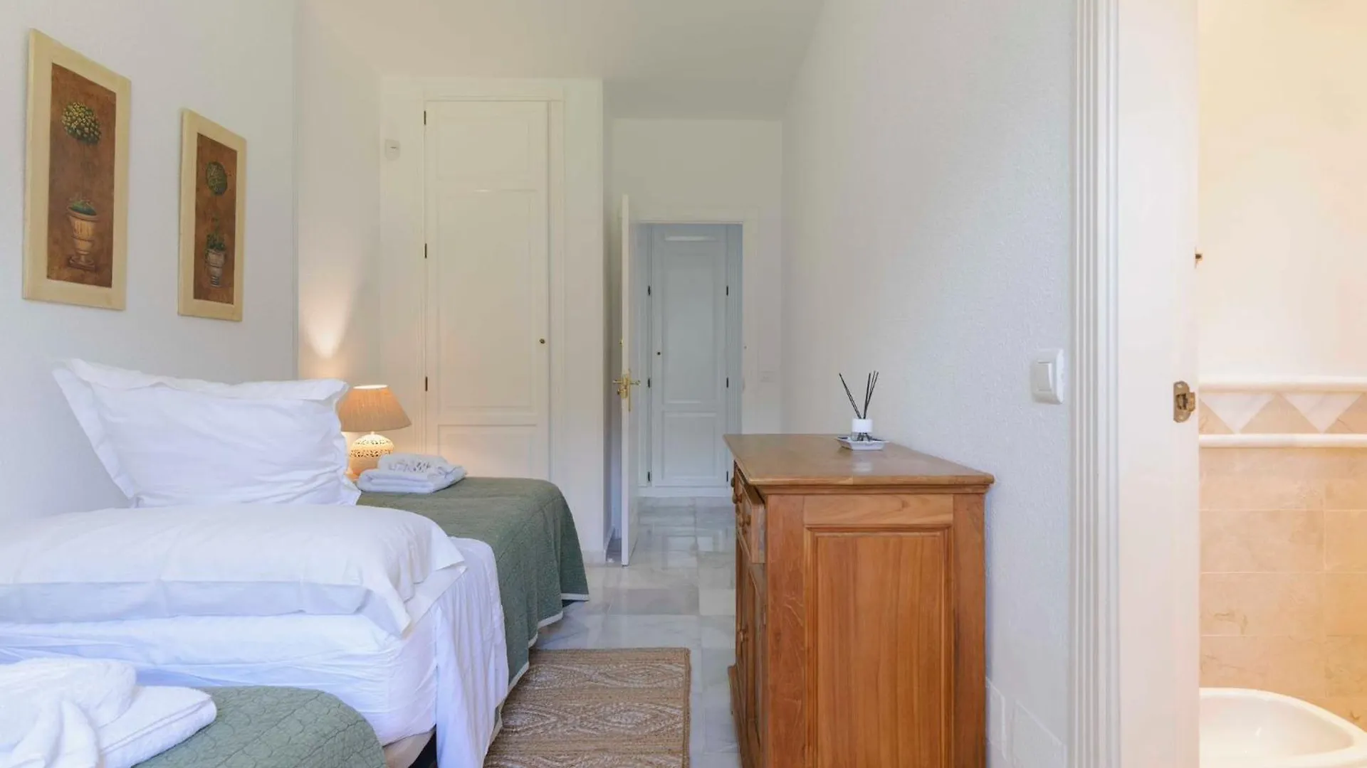 Villa Duque Los Monteros Marbella
